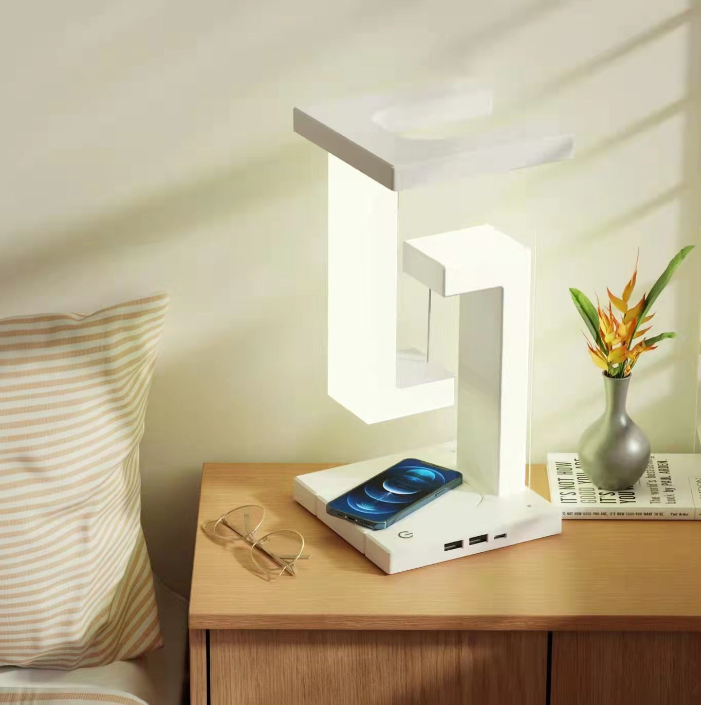 Smartphone Charging Suspension Table Floating Lamp