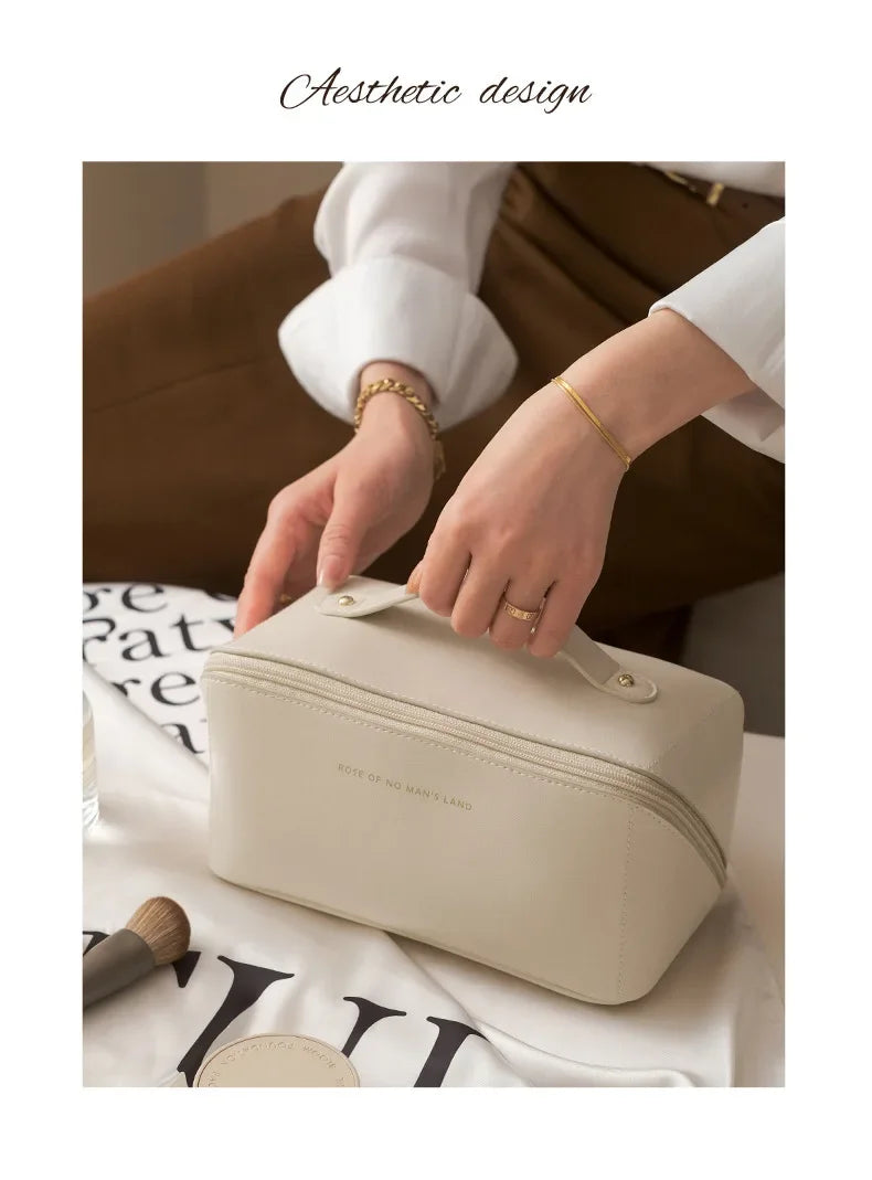 Large Capacity Travel Cosmetic Bag Multifunction Travel Cosmetic Ba