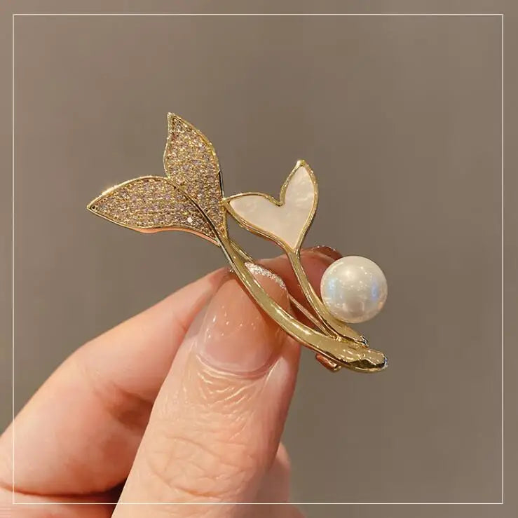 Elegant Gold Color Rose Flower Brooches