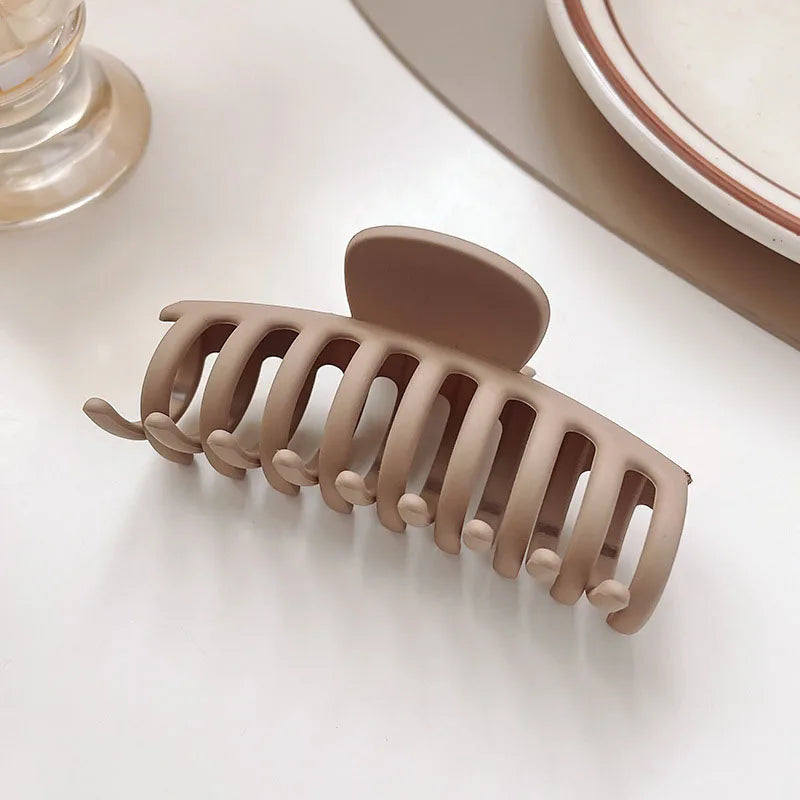 Women Elegant Brown Beige Flower Geometric Hair Claw