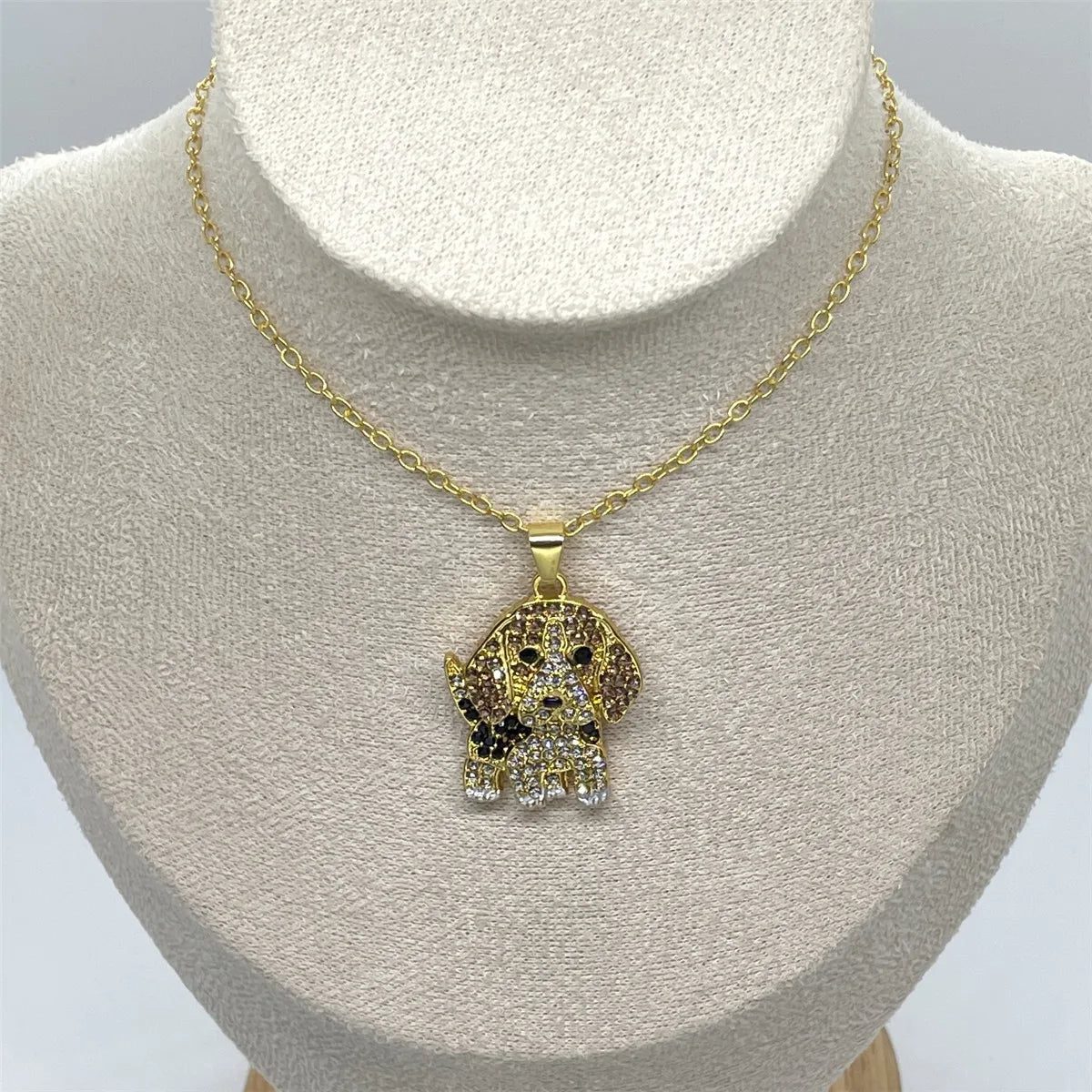 Exquisite Cute Beagle Pendant Necklace for Dog Lovers