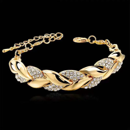 Luxury Charm Love Braided Leaf Bracelet