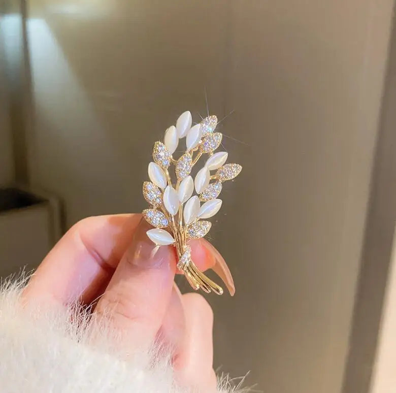 Elegant Gold Color Rose Flower Brooches
