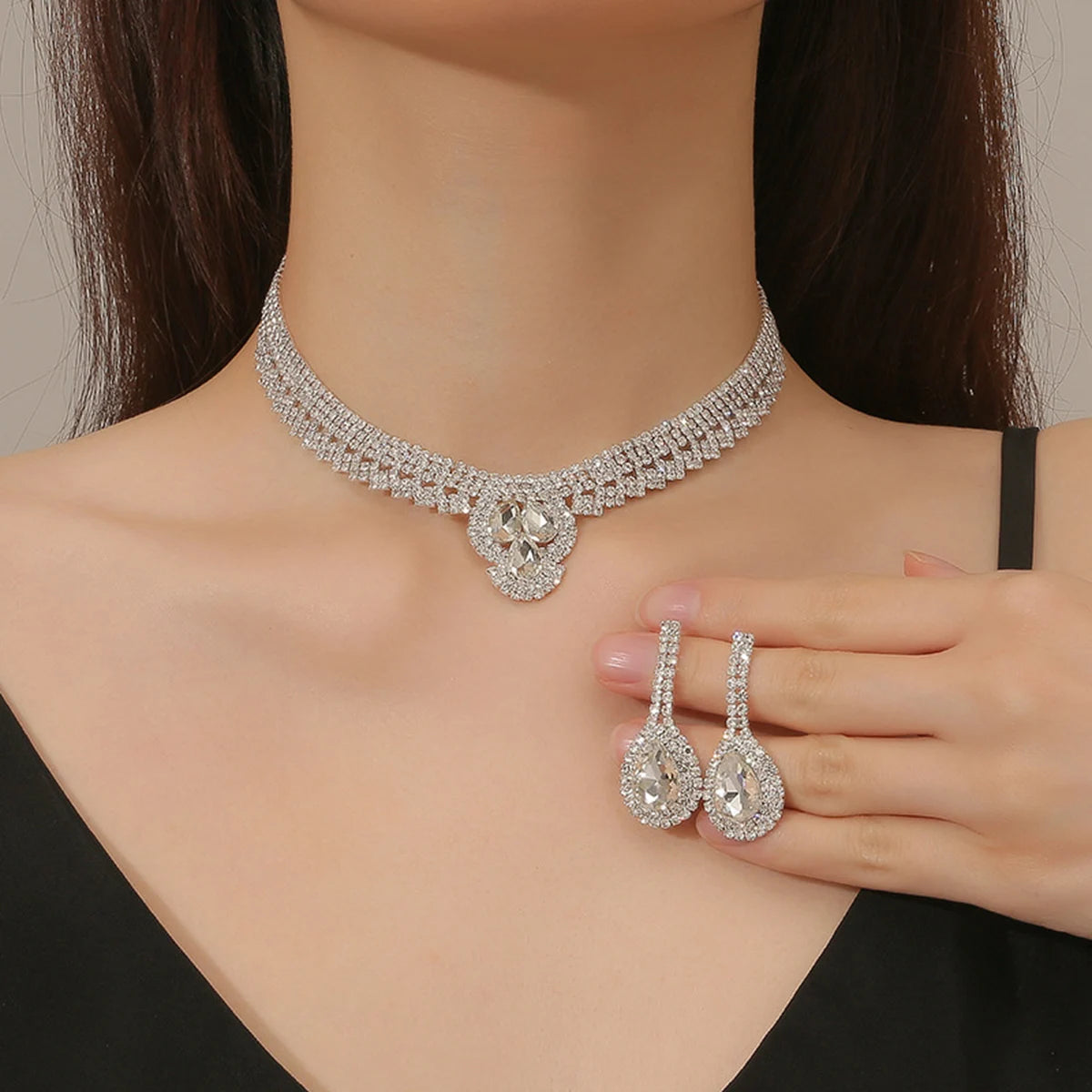 3pcs  Jewelry Set Rhinestone Earrings Necklace