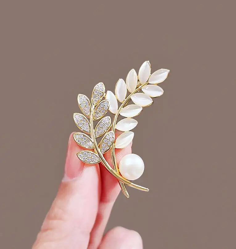 Elegant Gold Color Rose Flower Brooches