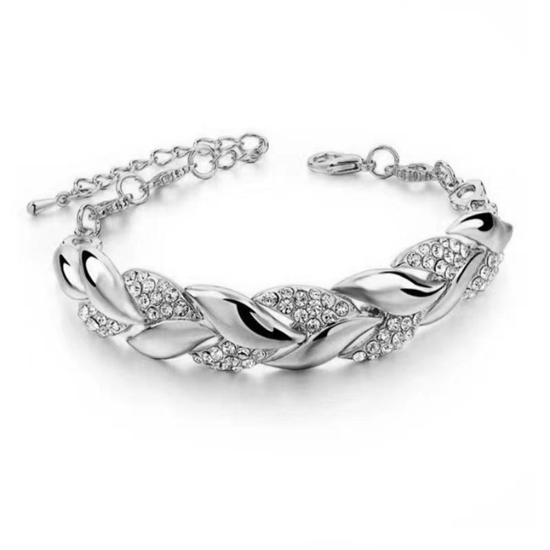 Luxury Charm Love Braided Leaf Bracelet